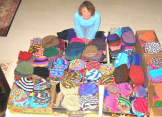 Annie Spiak: Hats & Hearts