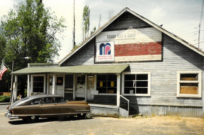 Tigard Feed and Garden Store