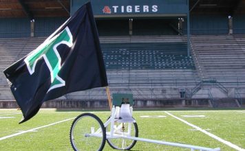 Tigard High School: ‘Spirit of 2000 Victory Bell’ Tigard High School, Tigard Football. FNL