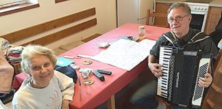 Tigard Couple’s Vacation Turns into an Extended Stay