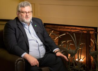 An Interview with Tigard Mayor Jason Snider Mayor Snider hosts a monthly Fireside Chat.