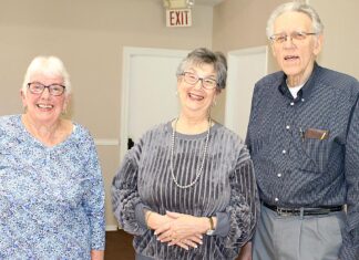 Talented troupe keeps the music alive in King City Surrounding King City Music Club founder Muriel Dresser in the center are co-directors Lynn Turner (left) and Ray Beyer.