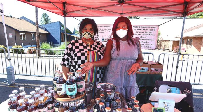 Tigard Farmers Market celebrating the 30th season!