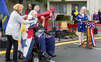 Local Veterans receive Quilts