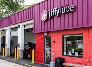 Jiffy Lube partners with local law enforcement to deter catalytic converter theft.