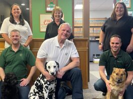 Minuteman Press in Tigard, OR is celebrating 35+ years in business and now features two generations of business ownership. L-R: Carolyn & Craig Davidson, Bob & Ruth Davidson, and Lisa & Christopher Brown.