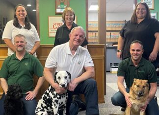 Local Business Owners look back on 35 Years of Printing Minuteman Press in Tigard, OR is celebrating 35+ years in business and now features two generations of business ownership. L-R: Carolyn & Craig Davidson, Bob & Ruth Davidson, and Lisa & Christopher Brown.