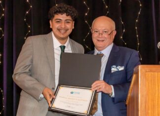 Tigard Chamber awards Six Scholarships