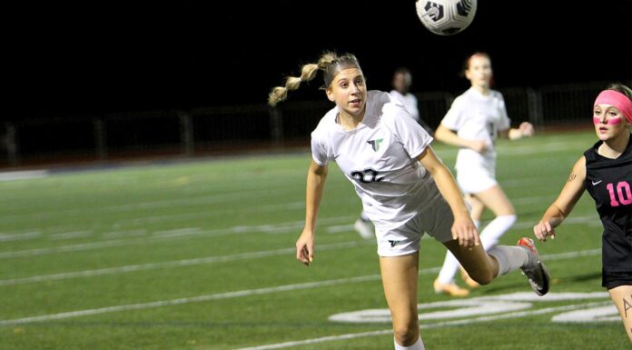 Tigard girls soccer drop first game this year, still confident heading into playoffs