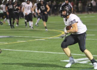 Tigard Football Continues to Stumble in League Play