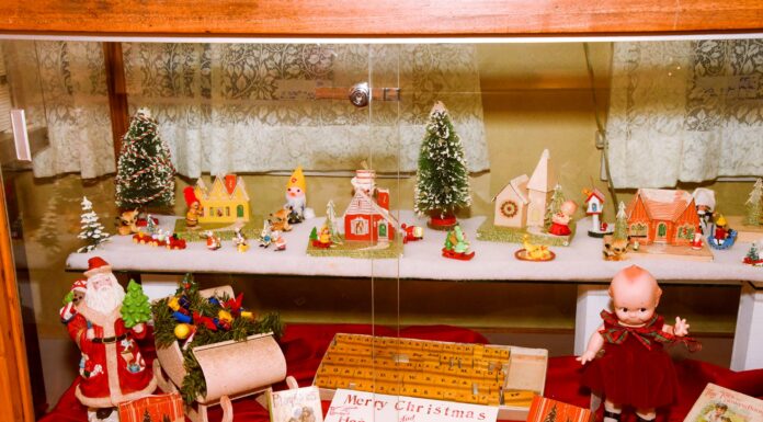 Victorian Christmas Party Scheduled at John Tigard House