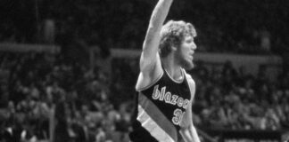 Blazers legend Bill Walton dies at 71