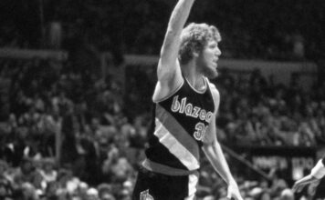 Blazers legend Bill Walton dies at 71