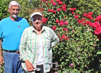 Tigard Couple views world through rose-colored glasses