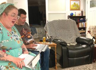 Fiona in the Middle Takes the Stage