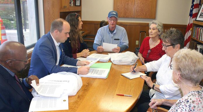 Owners of manufactured homes take case for park rent caps to Capitol