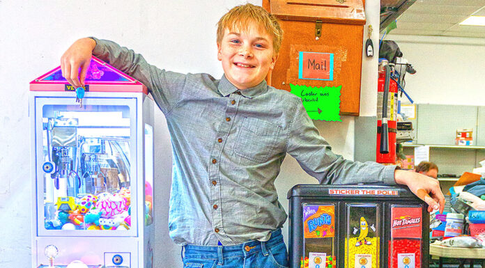 Tigard ‘kid-preneur’ starts his own vending machine business