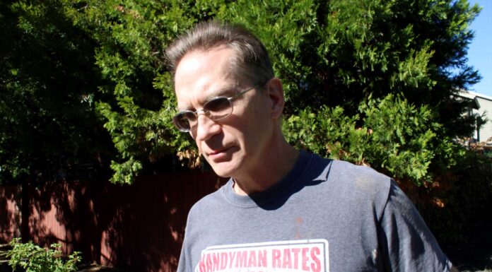 John Minick would love to clean up the world but he settles for making Tigard more trash-free