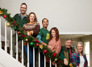 Broadway Rose Presents a Heartwarming Holiday Musical Revue