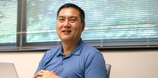 Mayor Hu: ‘They are just like my neighbors’ Tigard Mayor Yi-Kang Hu speaks in his office during a wide-ranging interview on June 23. Hu reviewed his eight-month tenure, a period defined by balancing a budget with a $6.5 million deficit and supporting the city’s proposed $150 million bond levy for a joint police and public-works campus, which voters resoundingly rejected.