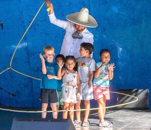 Children lassoed at Viva Tualatin Festival