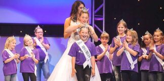 Former Tigard Rose Festival Queen Competes For 2027 Miss America Crown Déja (center) started as a Princess in the system when she was 6, but went to the Miss Oregon Princess Camp at age 10, where her name was pulled out of a jar, and she became the Miss Oregon Princess 2014,” her mom, Fabienne Fitzwater, shared.