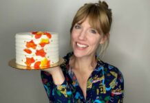 Cake Hoopla Serves Up DIY Decorating and Holiday Fun Cake Hoopla fall themed cake.