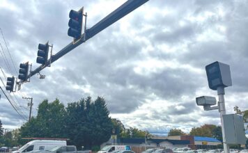 Tigard Traffic Cameras Show Results – and Challenges Traffic cameras at the intersection of Southwest Pacific Highway and Hall Boulevard monitor speed and red-light violations.