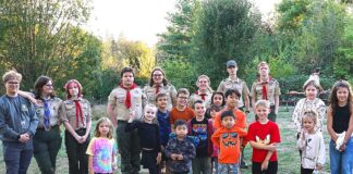 Scouts Bring Outdoor Cooking to Kids Night Out Participants from Tigard Parks & Rec’s Kids’ Night Out team up with scouts and adult leaders from Tigard Troops 797 and 799 for an evening of hands-on learning.